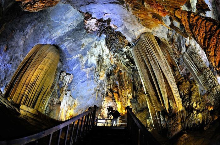 Tour Dong Thien Duong