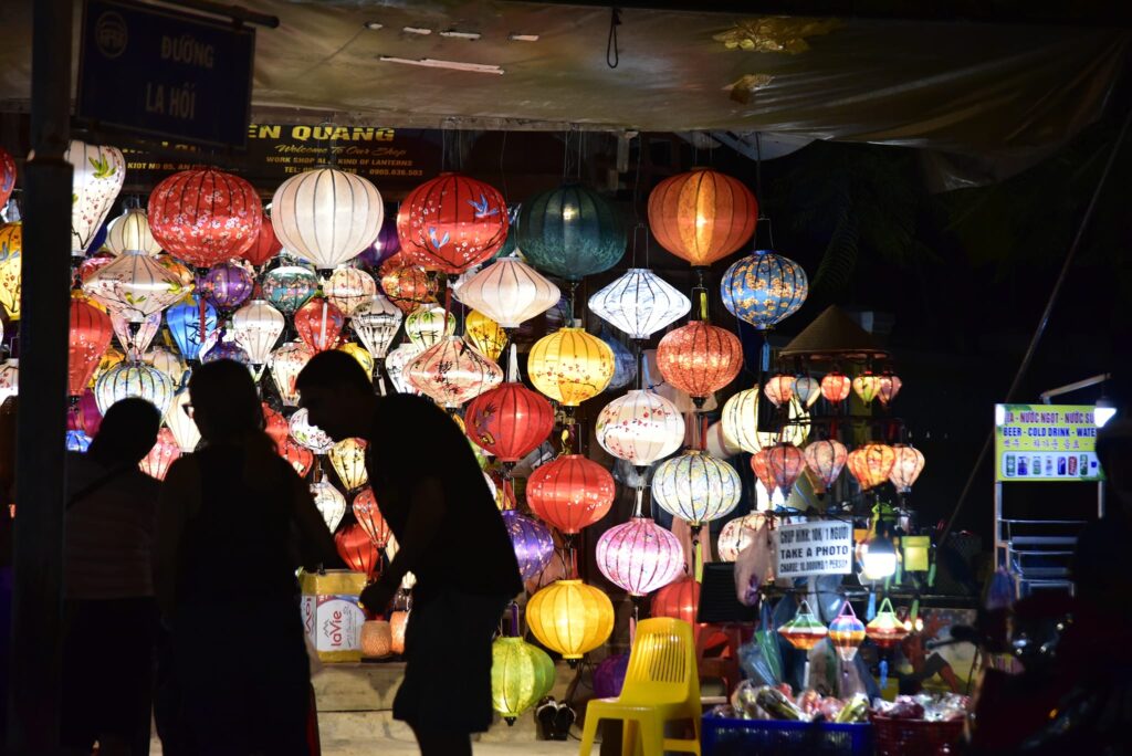 Lanternes-a-Hoian