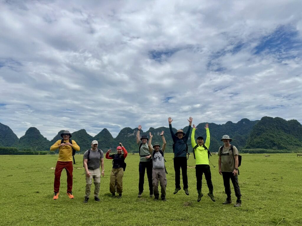 Aventure trekking dans la grotte de Hang Én à Phong Nha