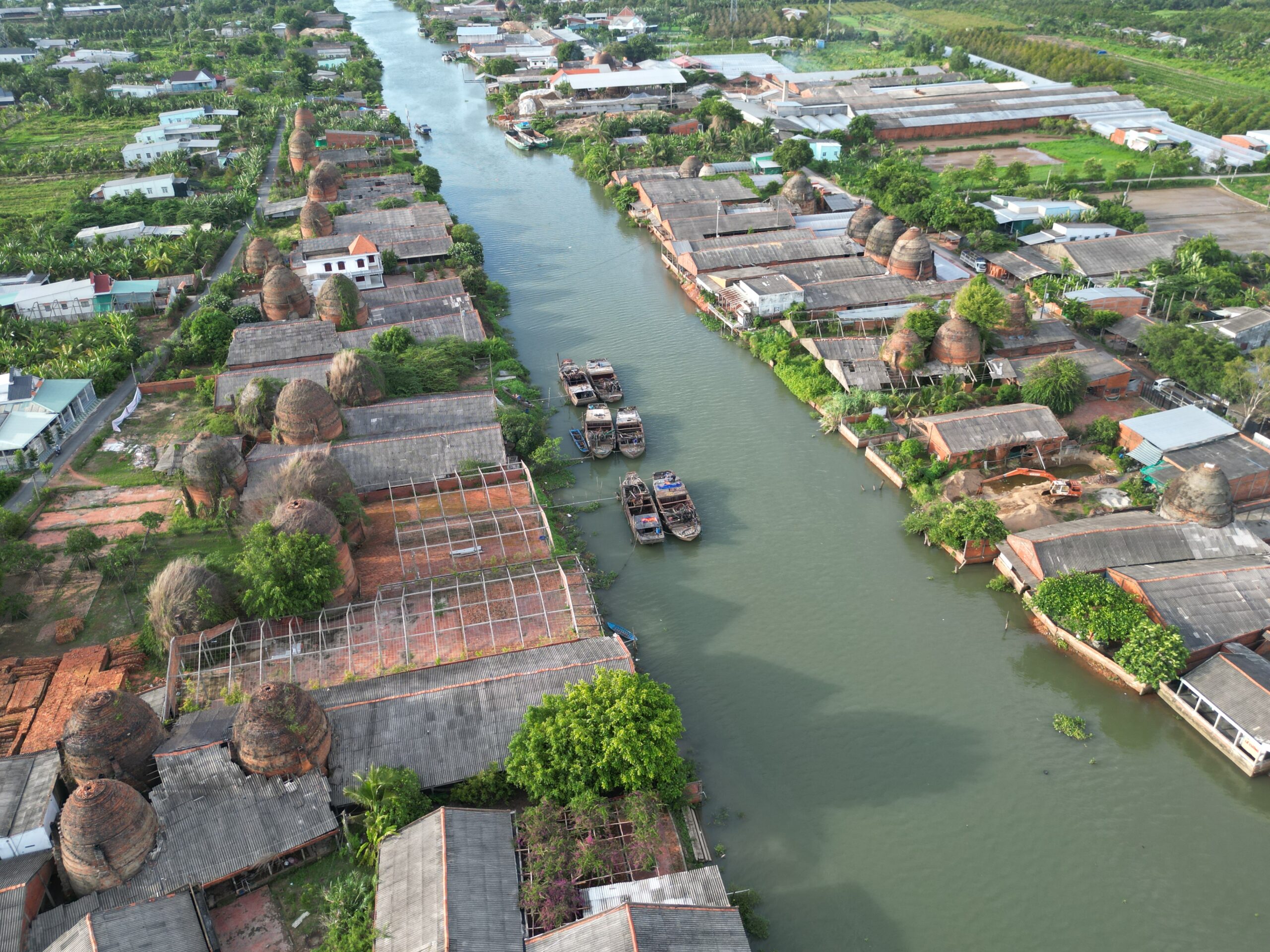 Fabrication des briques delta du Mekong Fabrication des briques delta du Mekong