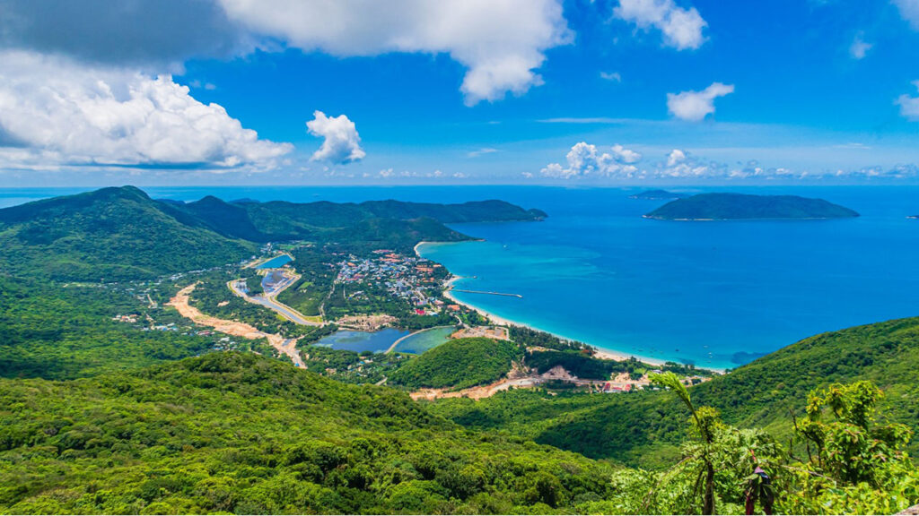 Randonnée dans le parc national de Tam Dao